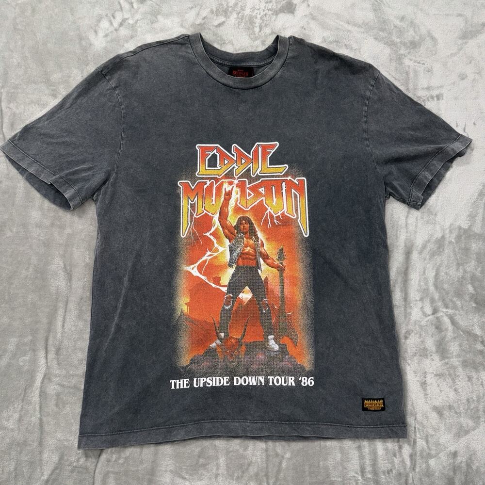 Stranger Things Eddie Munson Upside Down Tour Graphic Band T-Shirt Gray Large
